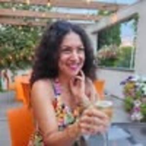 Meet your Posher, Pilar